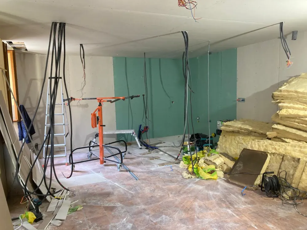 Travaux appartement en 2 studios - pendant